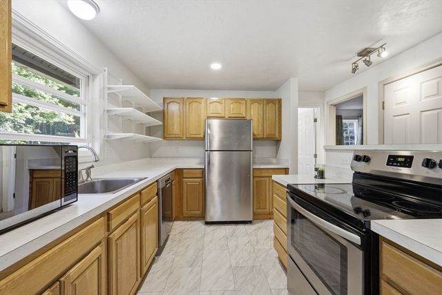 93 Beaver Lake Rd, Ware, MA 01082