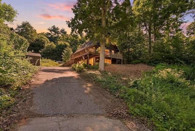 93 Beaver Lake Rd, Ware, MA 01082