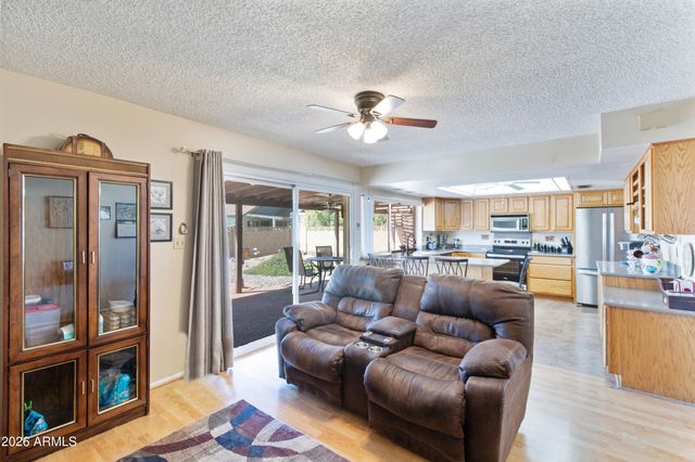 4615 W HAYWARD Avenue, Glendale, AZ 85301