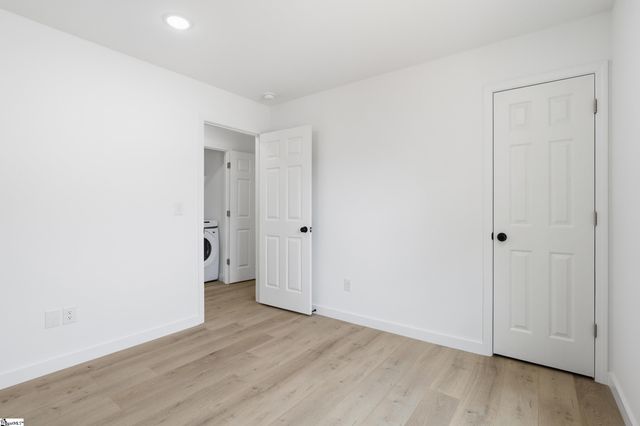 16 Poplar Street, Woodruff, SC 29388