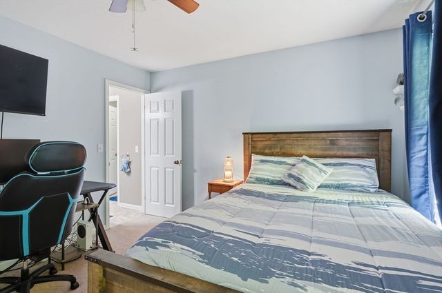 2 Highview Cir, Wilbraham, MA 01095