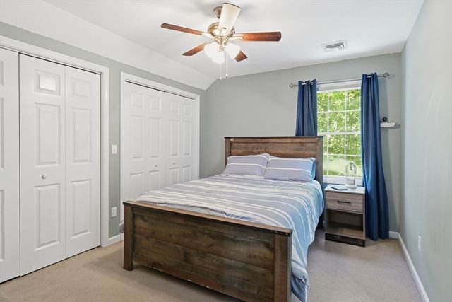 2 Highview Cir, Wilbraham, MA 01095