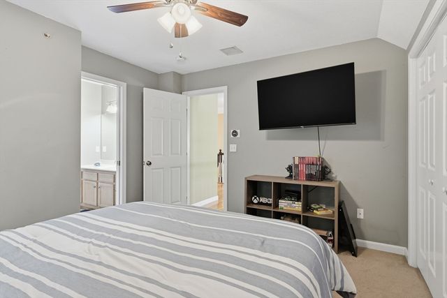 2 Highview Cir, Wilbraham, MA 01095