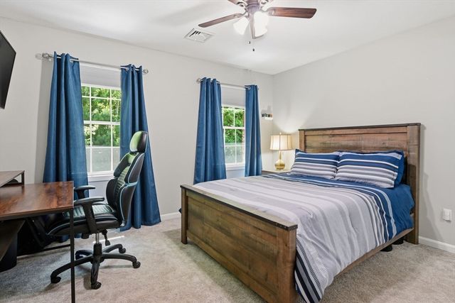 2 Highview Cir, Wilbraham, MA 01095