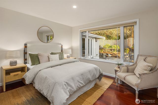 8413 SE 53rd Place, Mercer Island, WA 98040