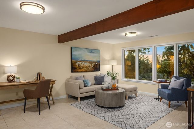 8413 SE 53rd Place, Mercer Island, WA 98040