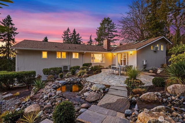 8413 SE 53rd Place, Mercer Island, WA 98040