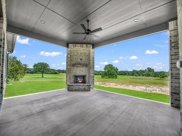 148 Daggett Drive, Decatur, TX 76234
