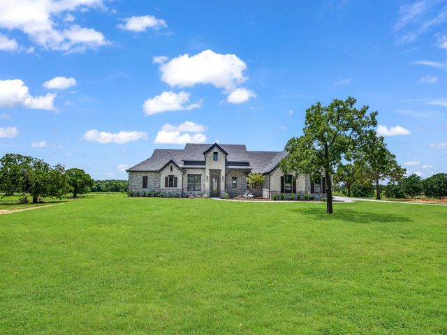148 Daggett Drive, Decatur, TX 76234