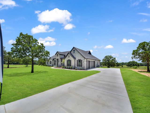 148 Daggett Drive, Decatur, TX 76234