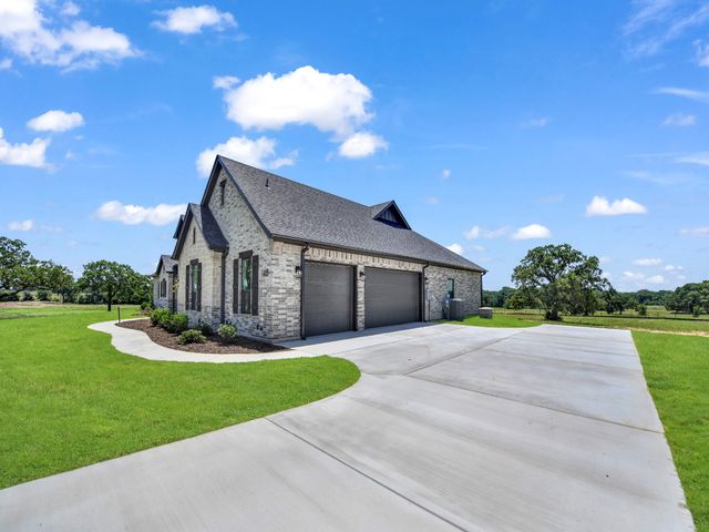 148 Daggett Drive, Decatur, TX 76234
