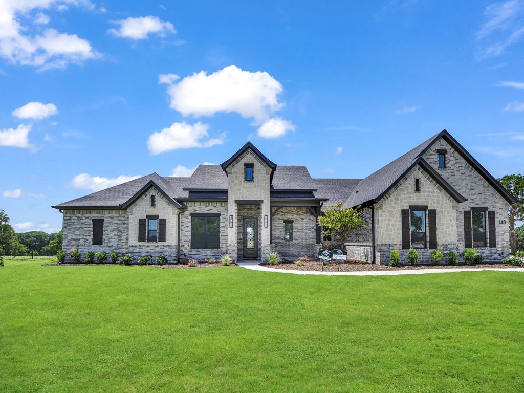 148 Daggett Drive, Decatur, TX 76234