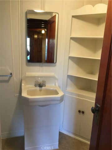 11288 San Juan A&B, Loma Linda, CA 92354