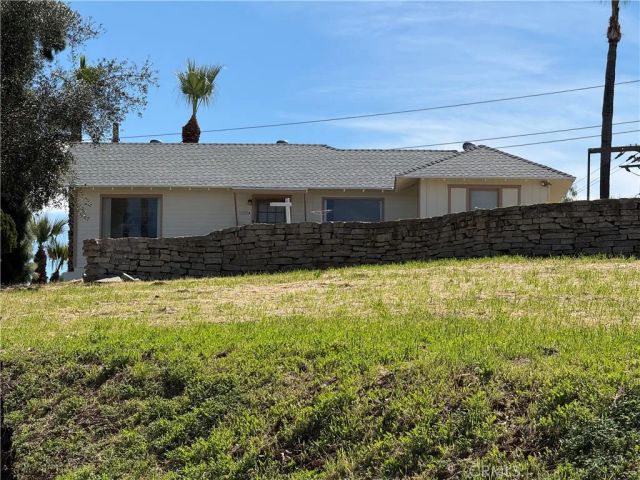 11288 San Juan A&B, Loma Linda, CA 92354