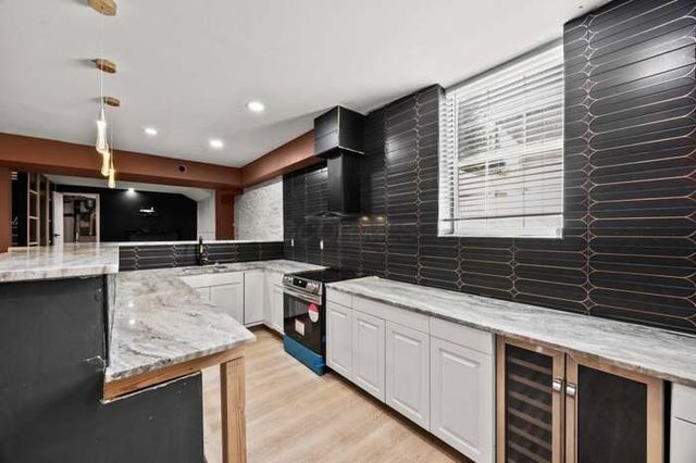4677 E Livingston Avenue, Columbus, OH 43227