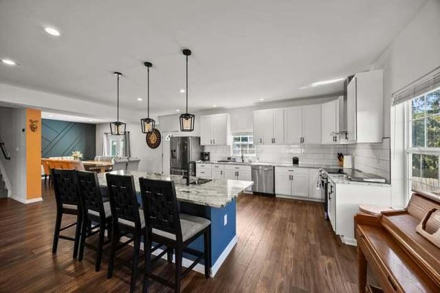 4677 E Livingston Avenue, Columbus, OH 43227
