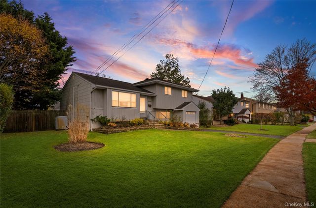 2476 Florin Court, Bellmore, NY 11710