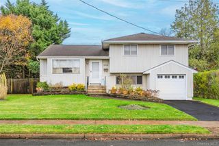 2476 Florin Court, Bellmore, NY 11710