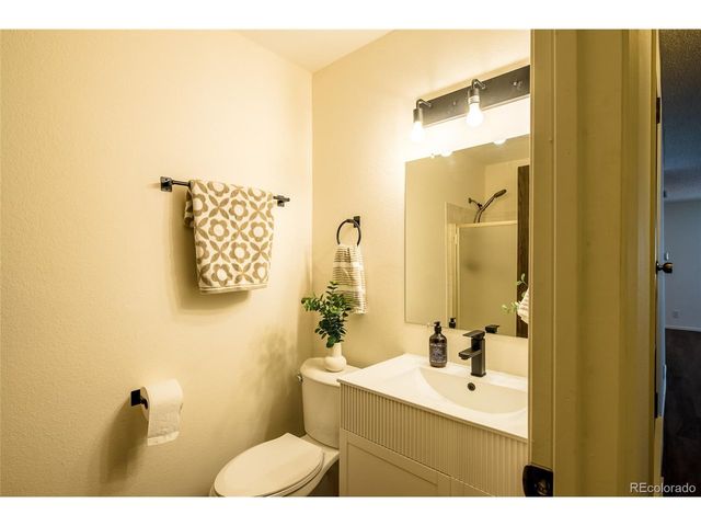 9963 Lane St, Thornton, CO 80260