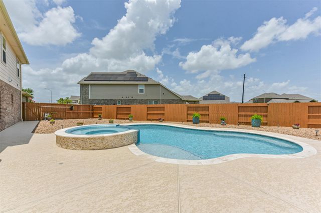 2501 Staplewood Springs Drive, Pearland, TX 77089