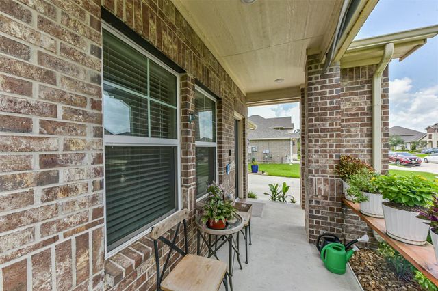 2501 Staplewood Springs Drive, Pearland, TX 77089