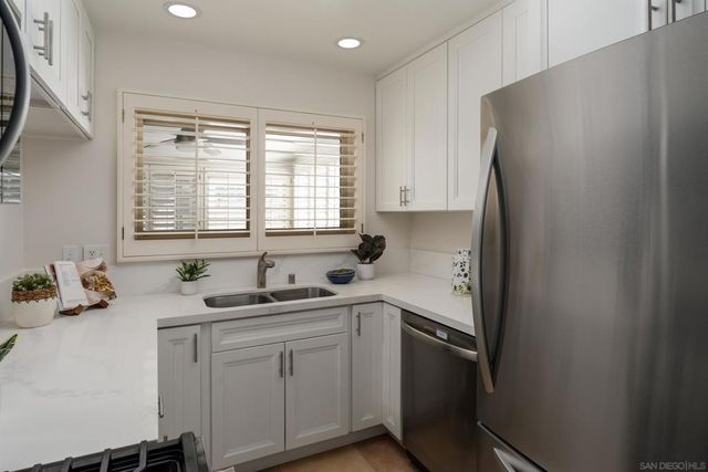 4549 Lyric Lane, San Diego, CA 92117