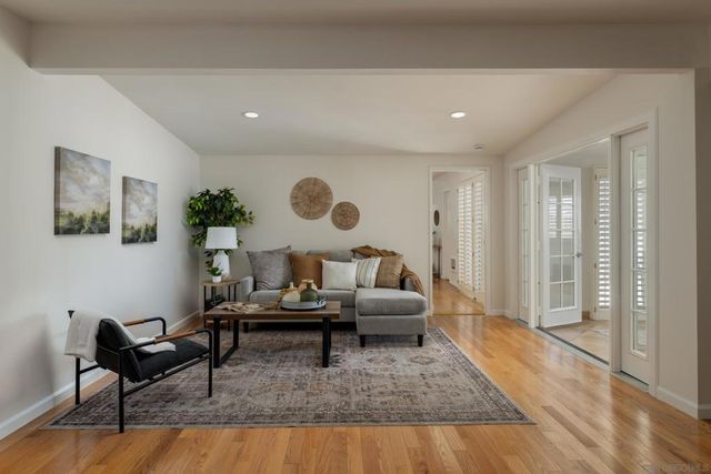 4549 Lyric Lane, San Diego, CA 92117