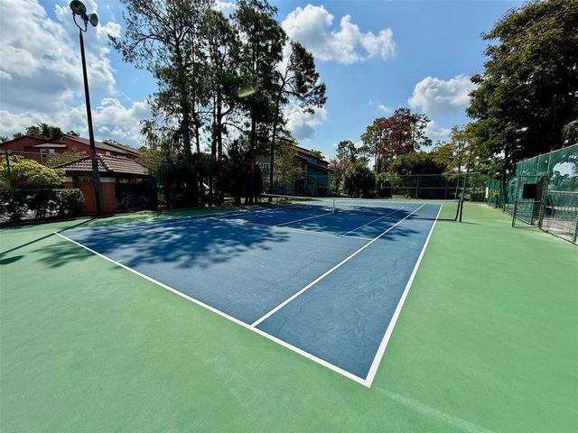 5140 CONROY ROAD 823, Orlando, FL 32811