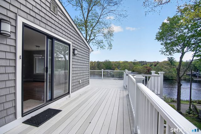 48 Lakeside Drive, Guilford, CT 06437