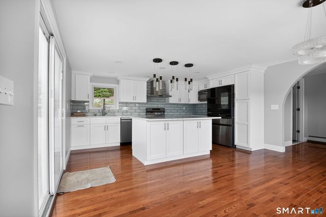 48 Lakeside Drive, Guilford, CT 06437