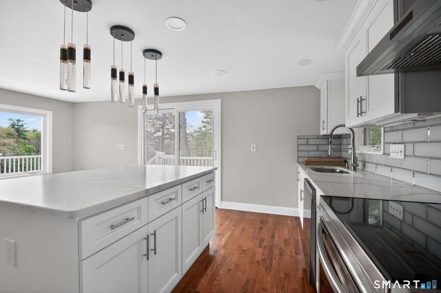 48 Lakeside Drive, Guilford, CT 06437