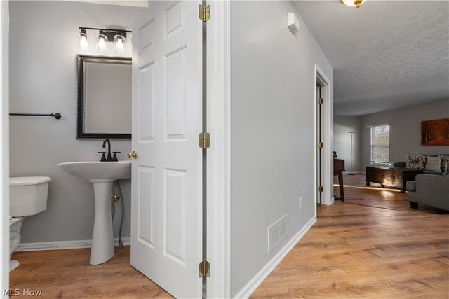 7545 Diamondback Avenue NW, Canal Fulton, OH 44614