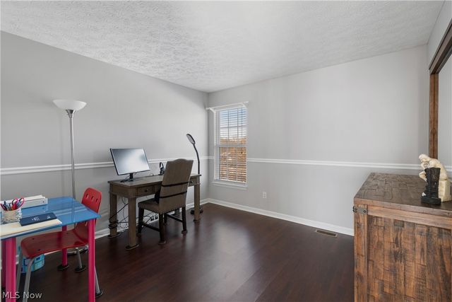 7545 Diamondback Avenue NW, Canal Fulton, OH 44614