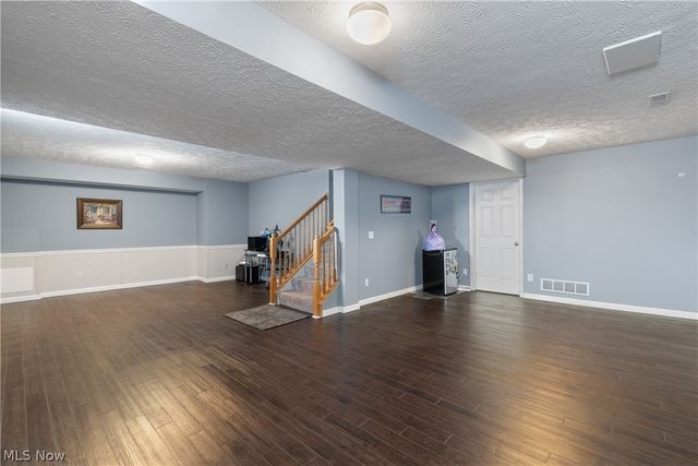 7545 Diamondback Avenue NW, Canal Fulton, OH 44614