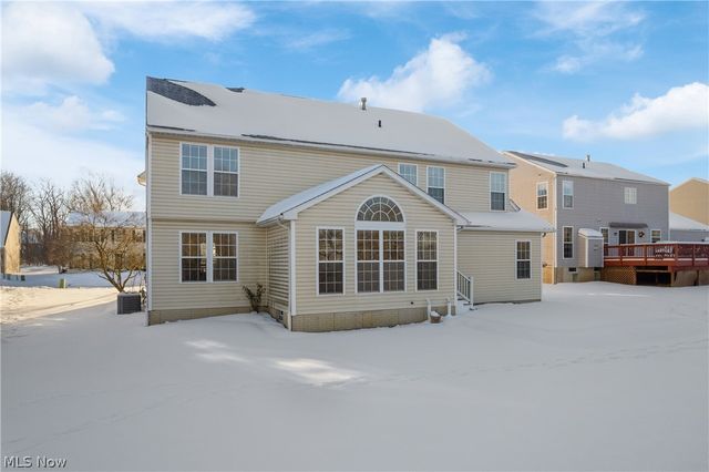 7545 Diamondback Avenue NW, Canal Fulton, OH 44614