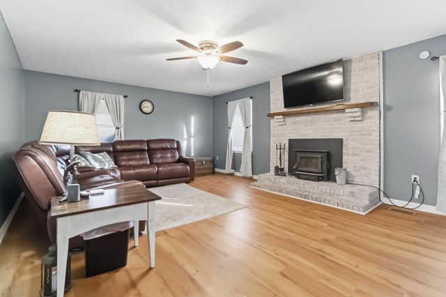 4445 Ky-1778, Hustonville, KY 40437