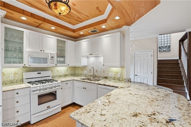 3814 Survey CIR, Bonita Springs, FL 34134