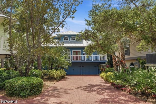 3814 Survey CIR, Bonita Springs, FL 34134