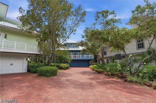 3814 Survey CIR, Bonita Springs, FL 34134