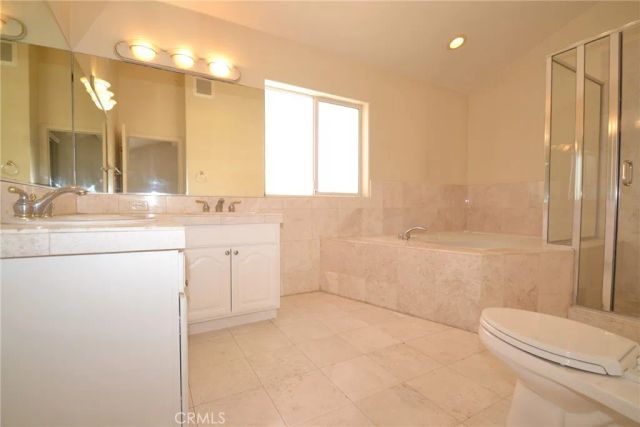 2203 Harriman B, Redondo Beach, CA 90278