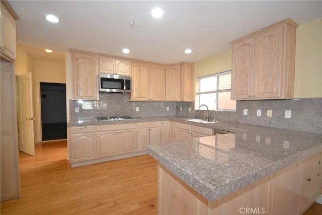 2203 Harriman B, Redondo Beach, CA 90278