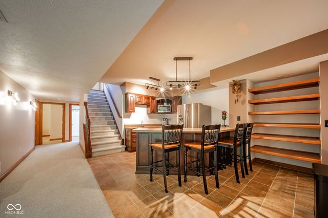 10 Stratford Way, Danville, IN 46122