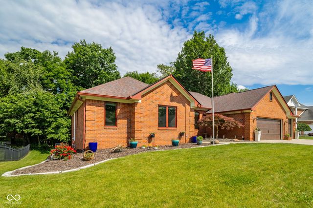 10 Stratford Way, Danville, IN 46122