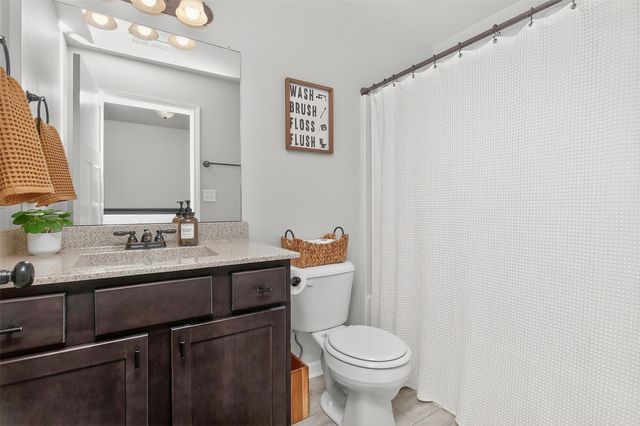 117 NE Cedar Lane, Elkhart, IA 50073