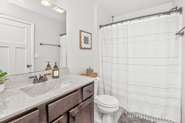 117 NE Cedar Lane, Elkhart, IA 50073