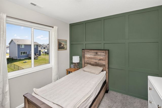 117 NE Cedar Lane, Elkhart, IA 50073