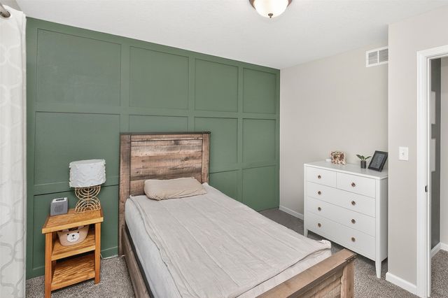 117 NE Cedar Lane, Elkhart, IA 50073