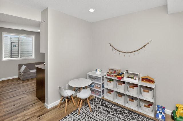 117 NE Cedar Lane, Elkhart, IA 50073