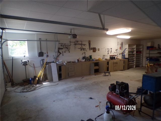 9 Uppingham Lane, Bella Vista, AR 72714