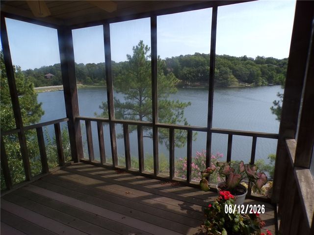 9 Uppingham Lane, Bella Vista, AR 72714